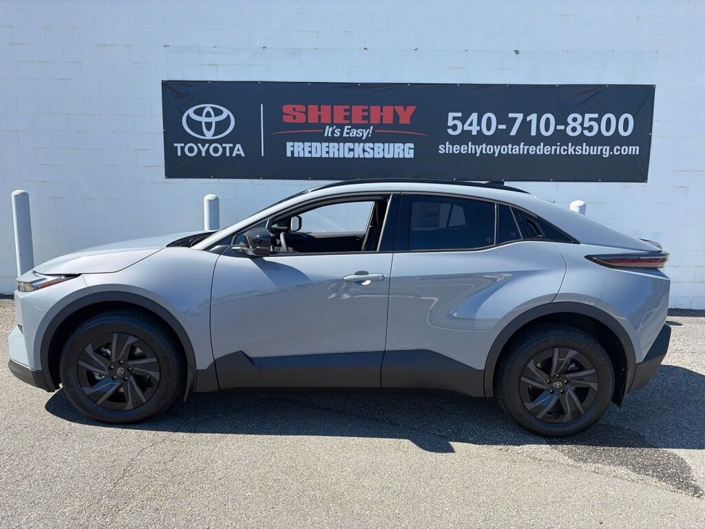 2026 Toyota C-HR SE