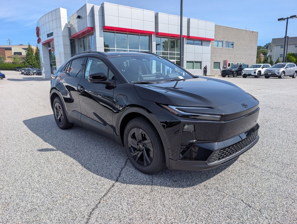 2026 Toyota C-HR SE
