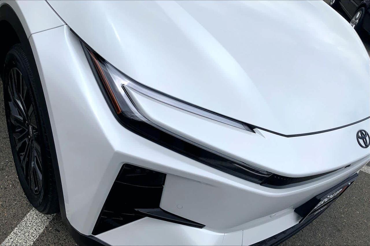 2026 Toyota C-HR XSE Folsom CA