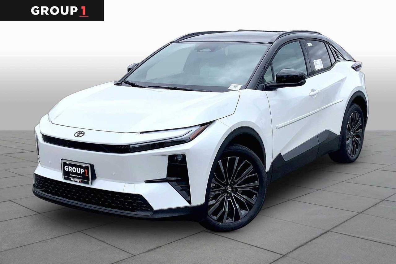 2026 Toyota C-HR XSE