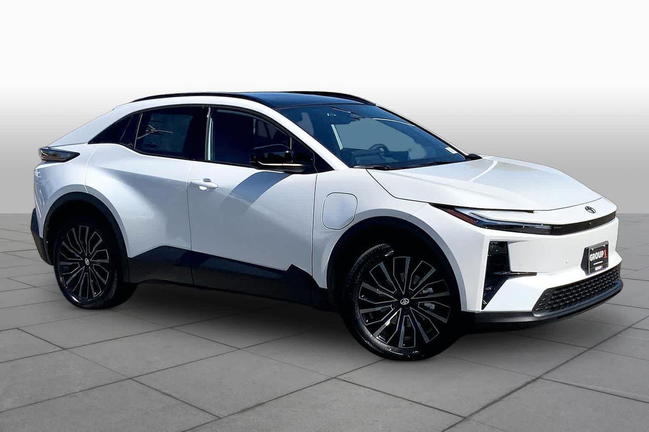 2026 Toyota C-HR XSE