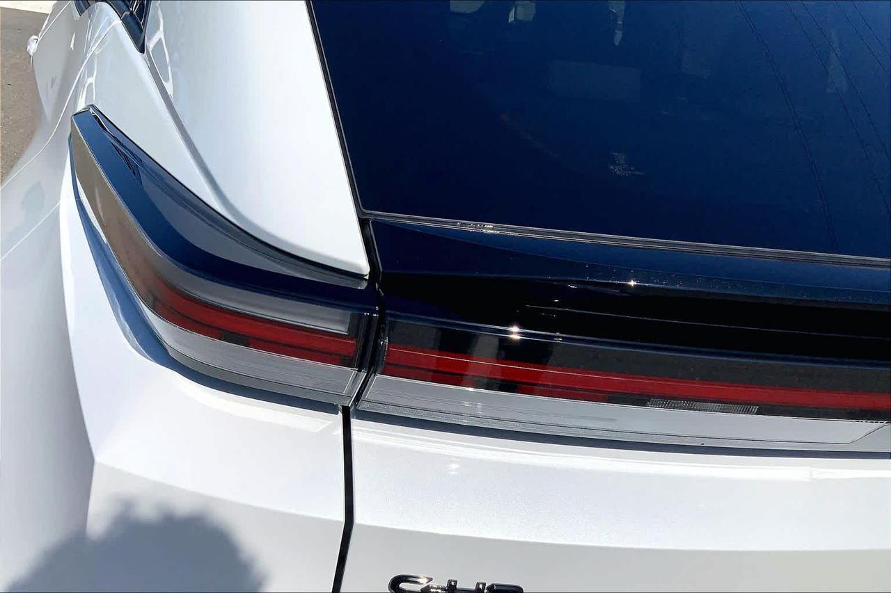 2026 Toyota C-HR XSE Folsom CA