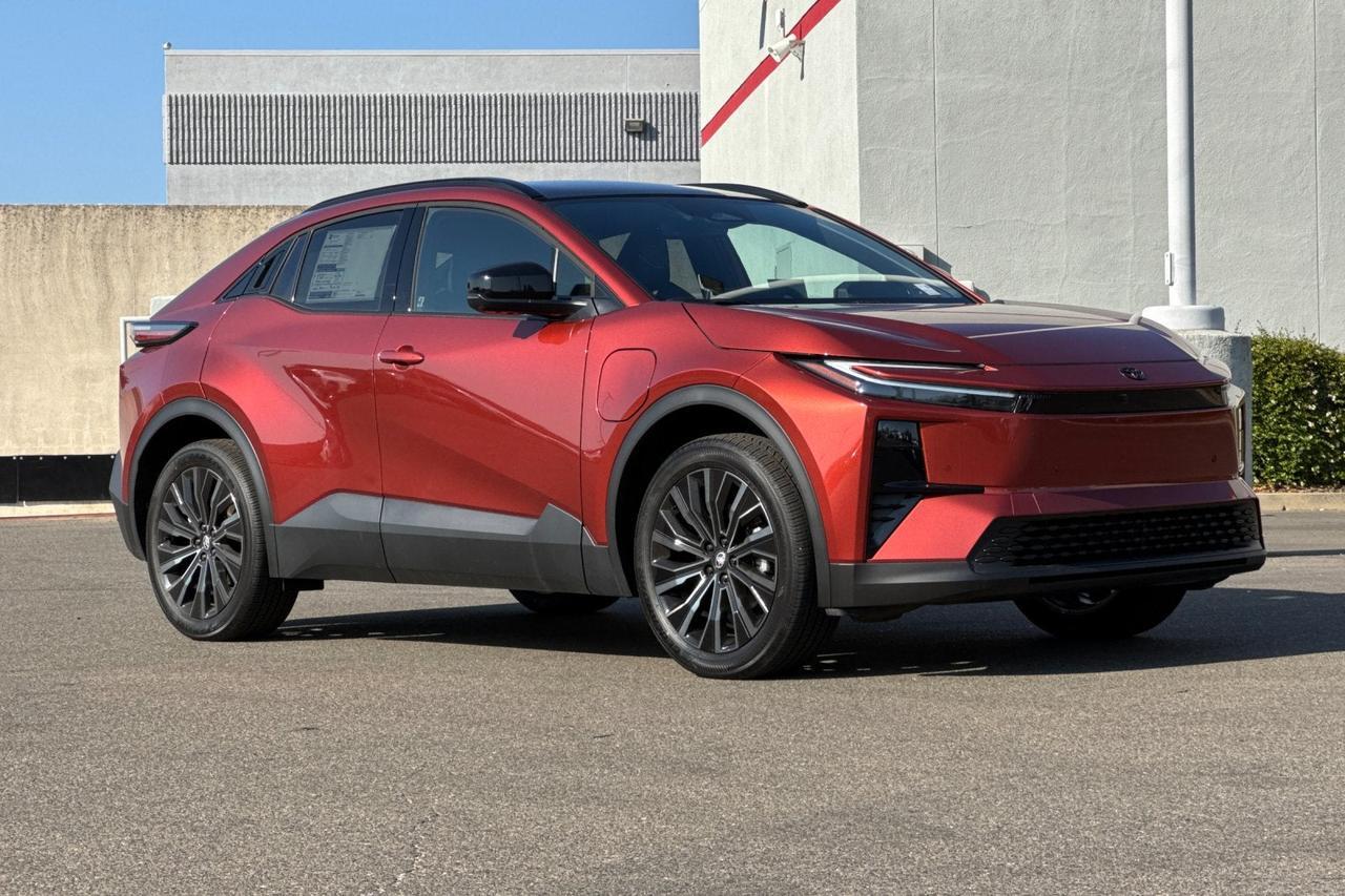 2026 Toyota C-HR XSE Roseville CA