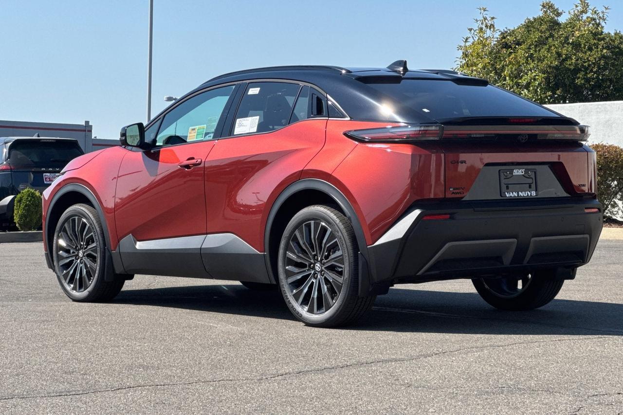 2026 Toyota C-HR XSE Roseville CA