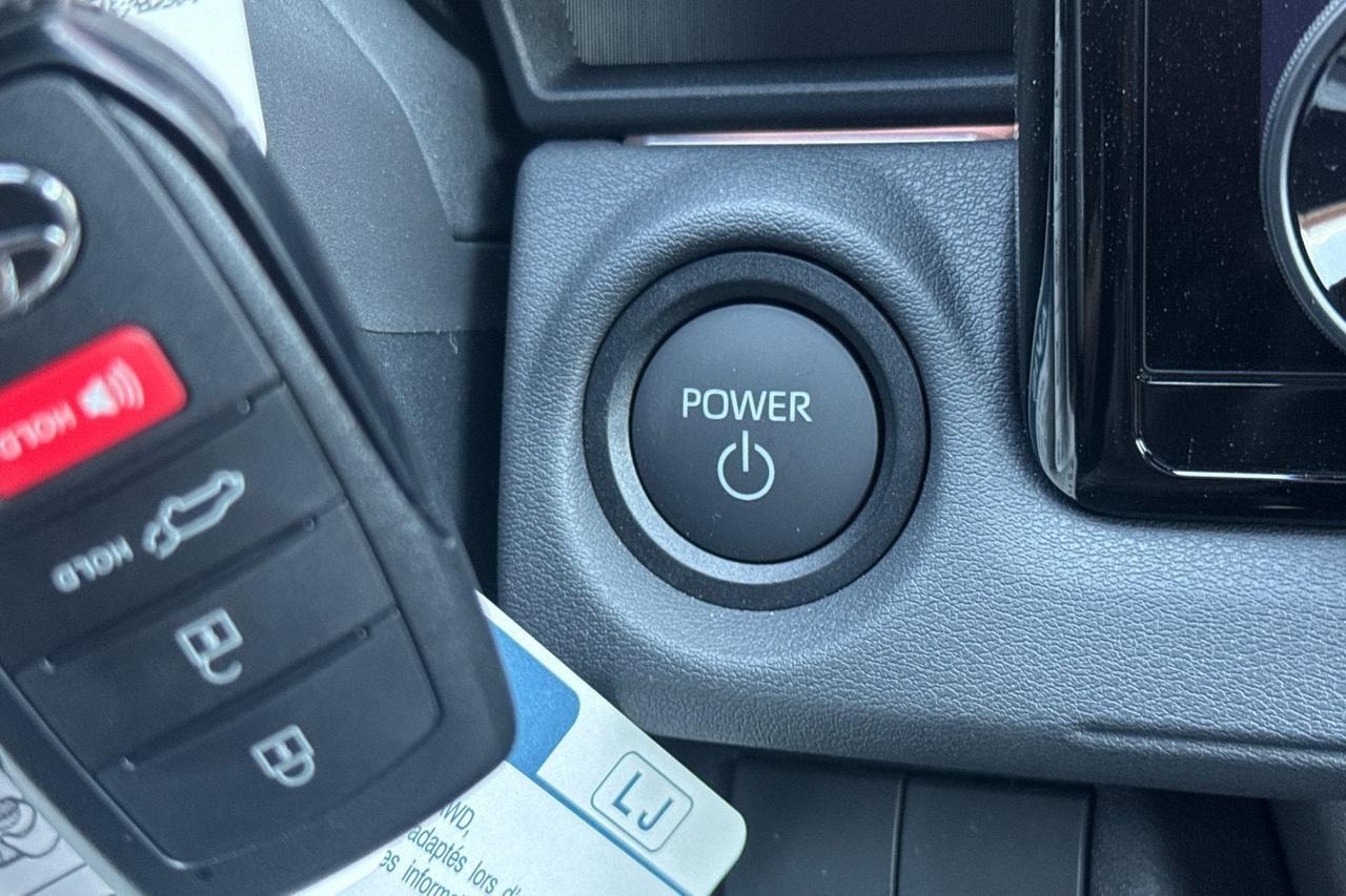 2026 Toyota C-HR XSE Roseville CA