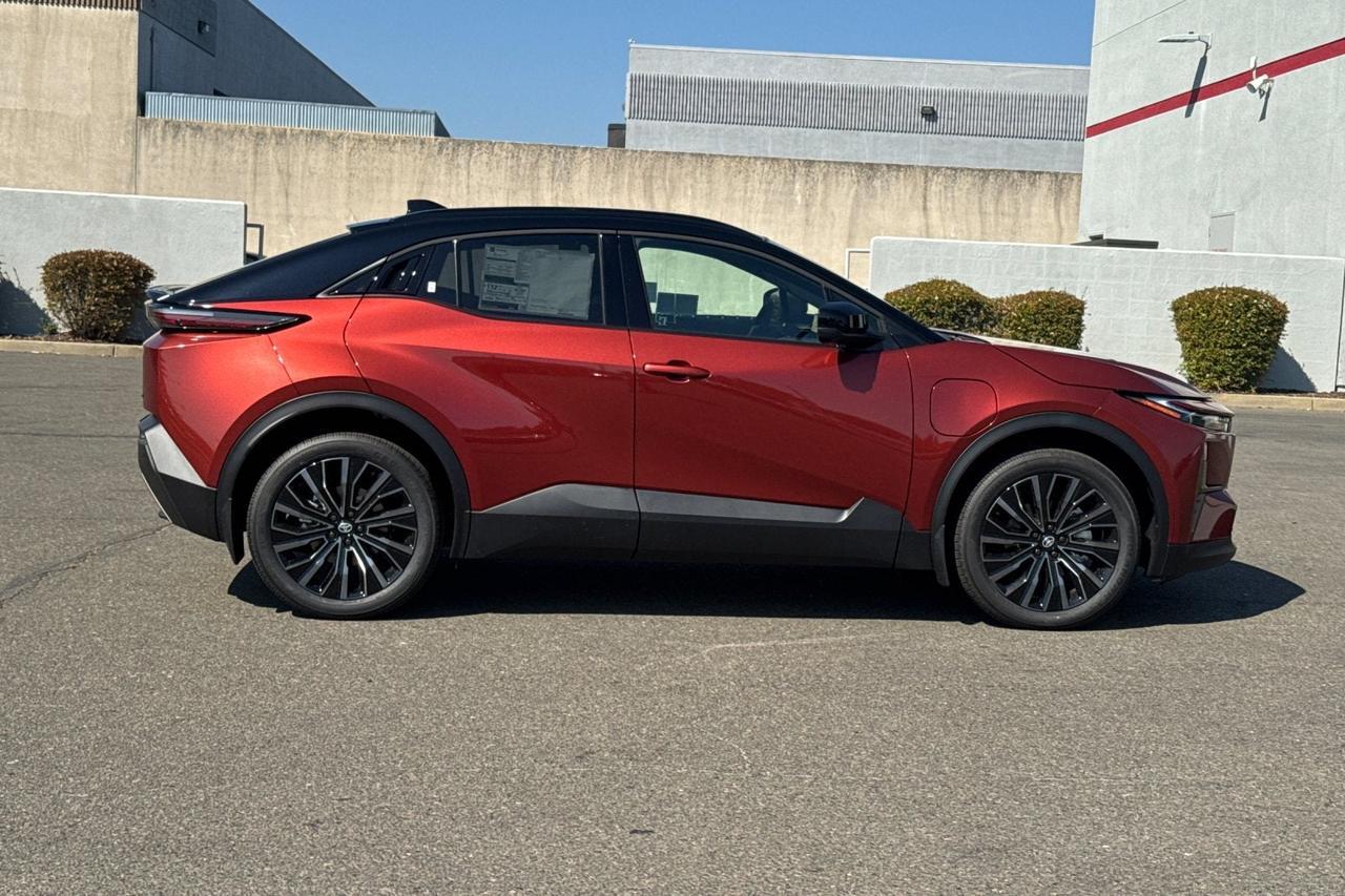 2026 Toyota C-HR XSE Roseville CA