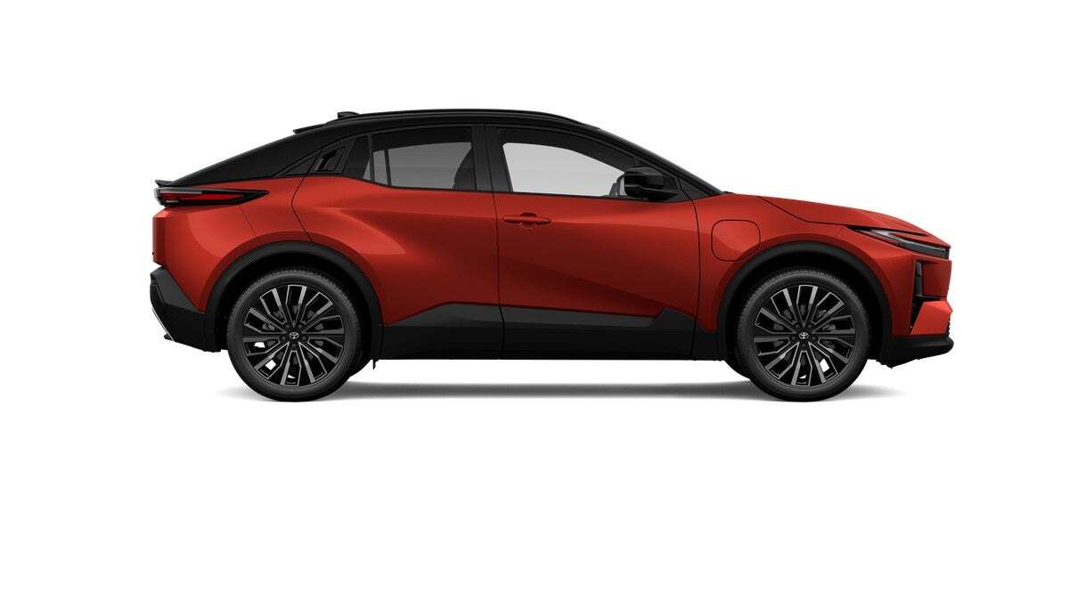 2026 Toyota C-HR XSE Roseville CA