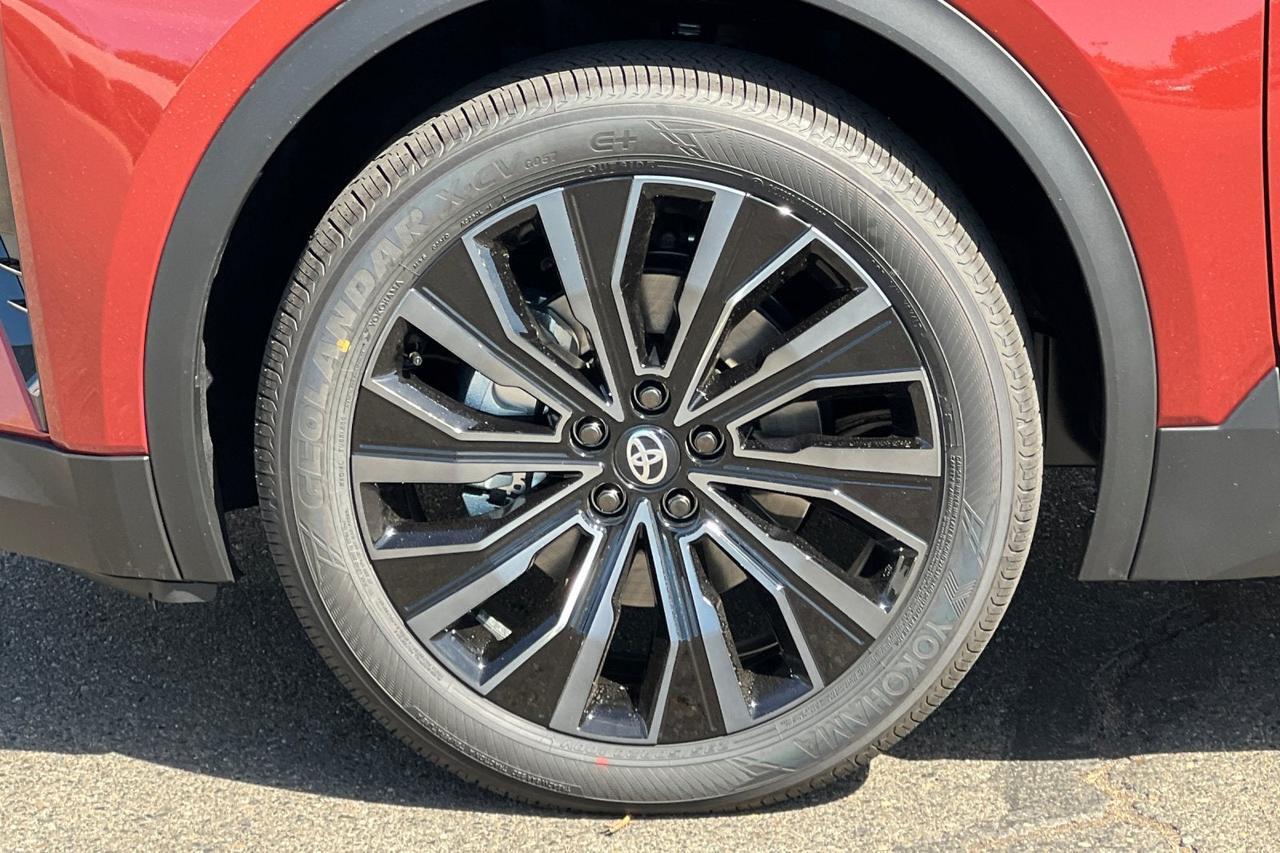 2026 Toyota C-HR XSE Roseville CA
