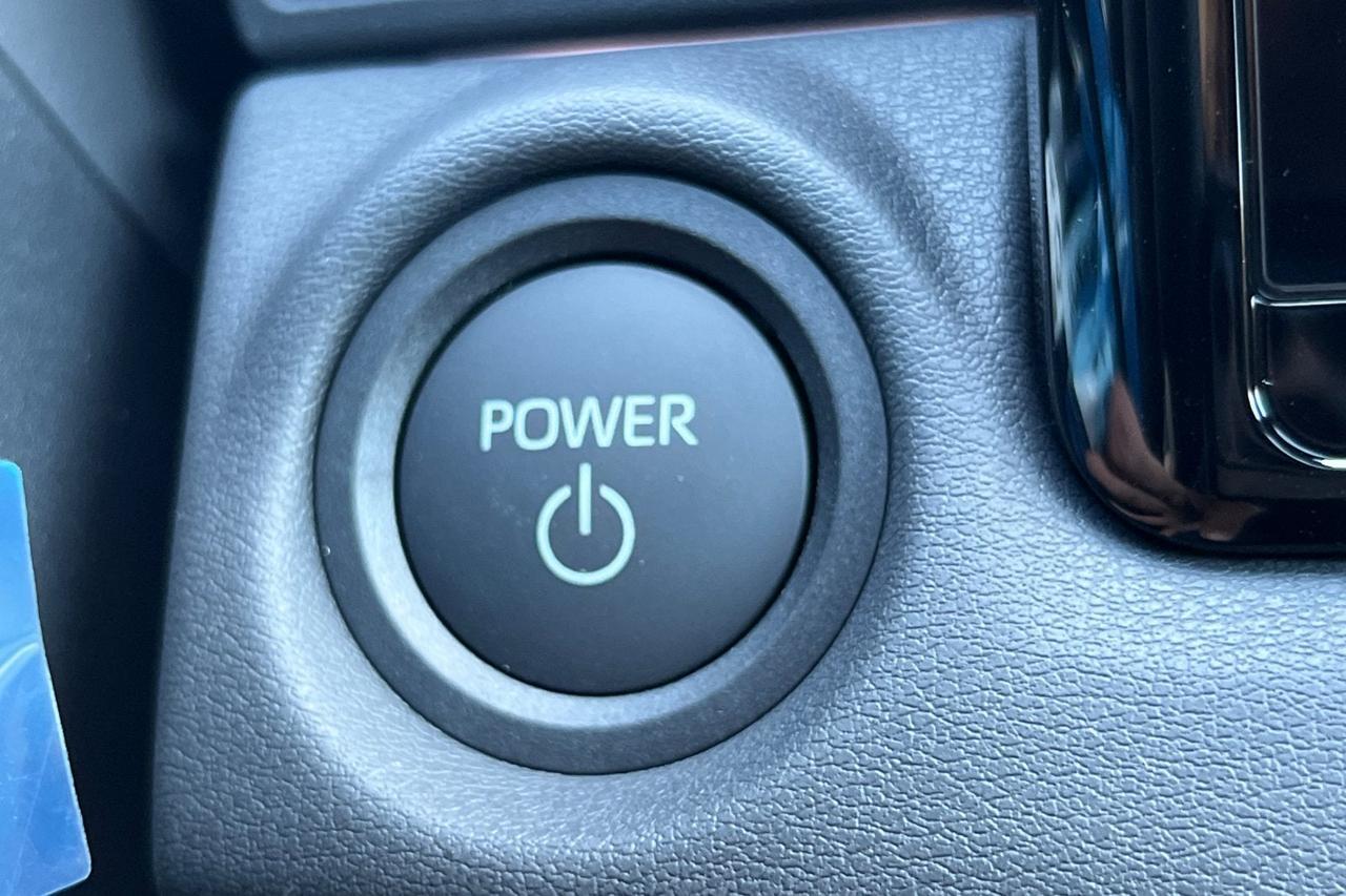 2026 Toyota C-HR XSE Roseville CA