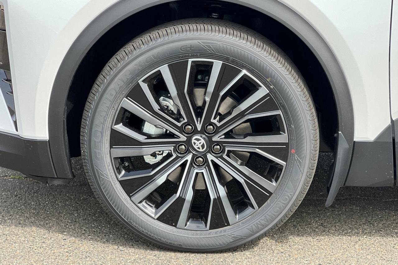 2026 Toyota C-HR XSE Roseville CA