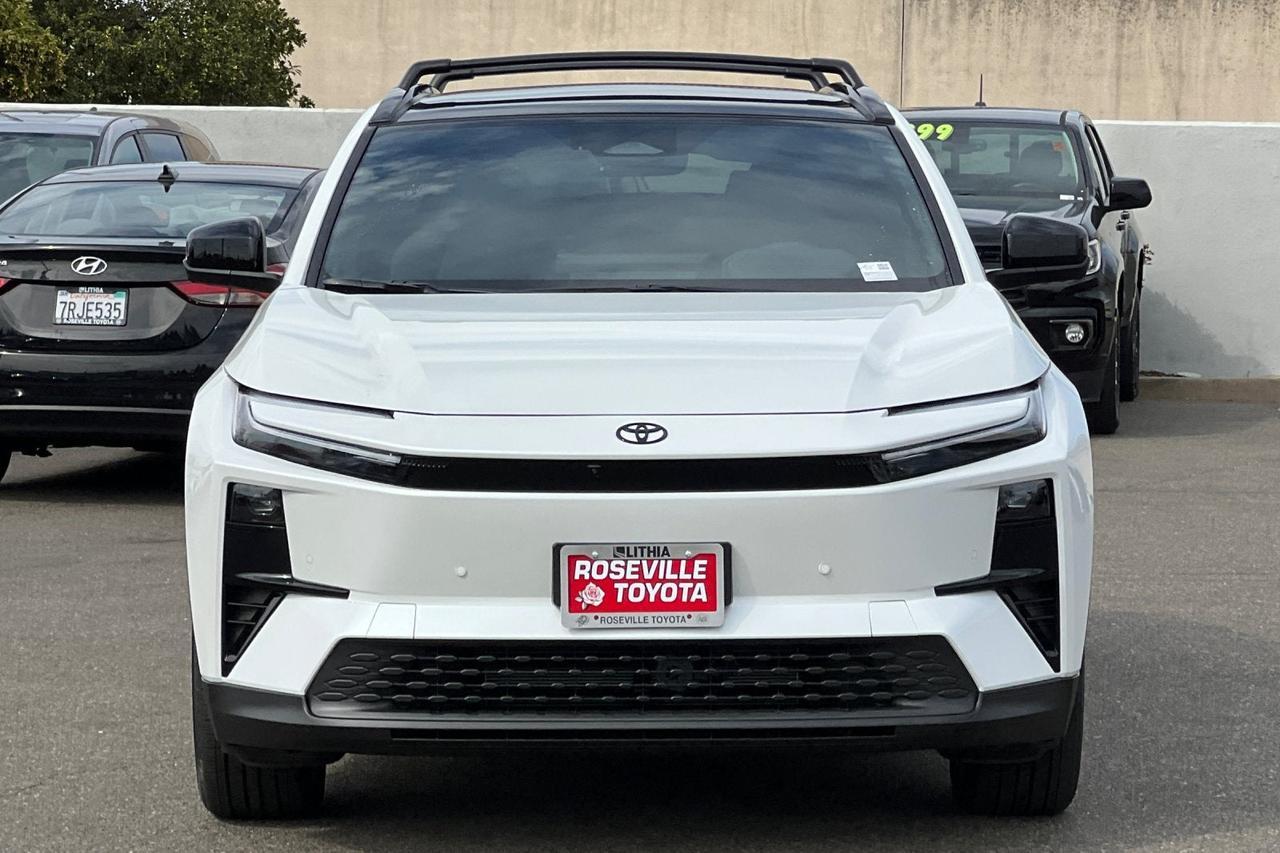 2026 Toyota C-HR XSE Roseville CA
