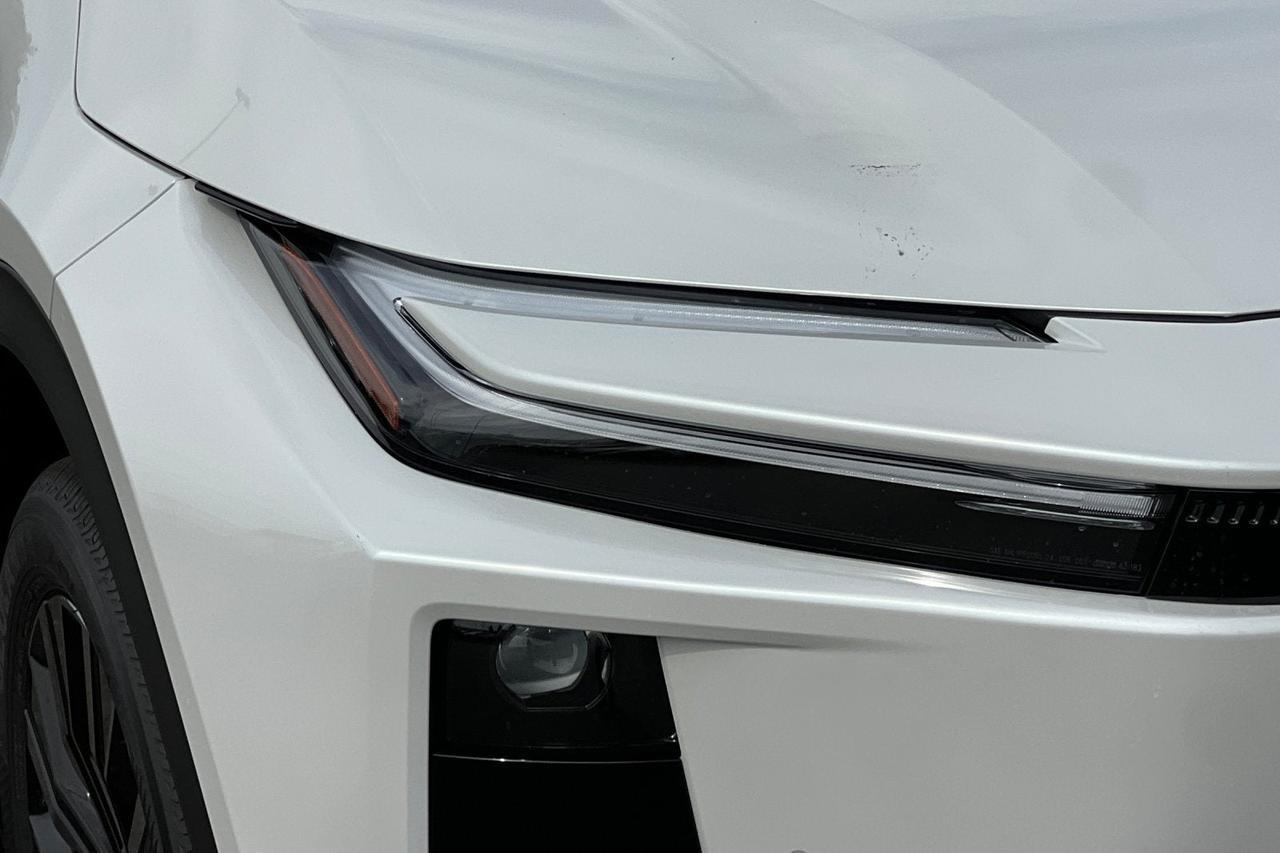 2026 Toyota C-HR XSE Roseville CA