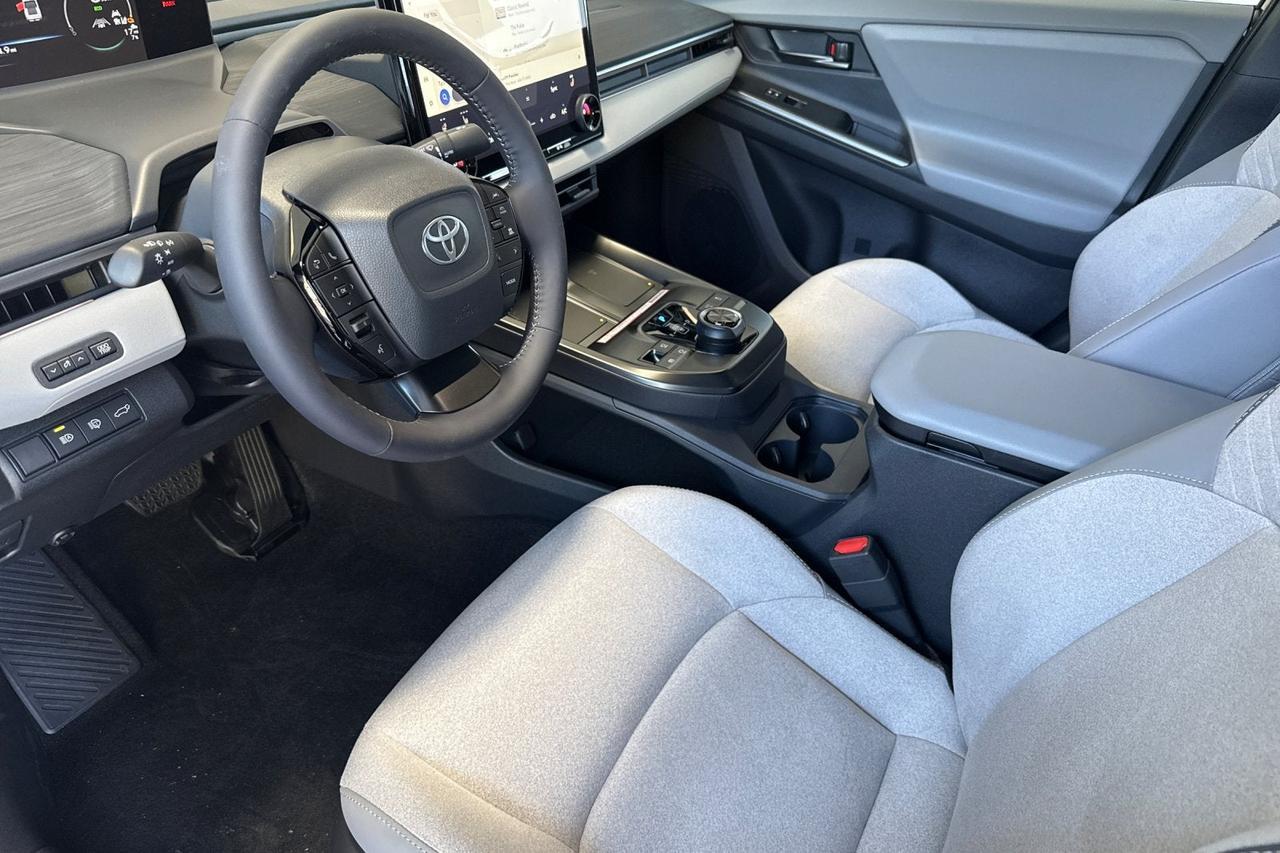 2026 Toyota C-HR XSE Roseville CA