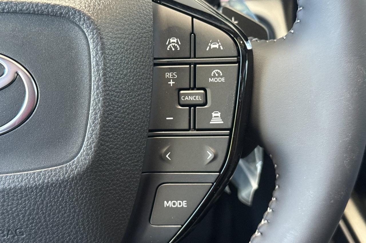 2026 Toyota C-HR XSE Roseville CA