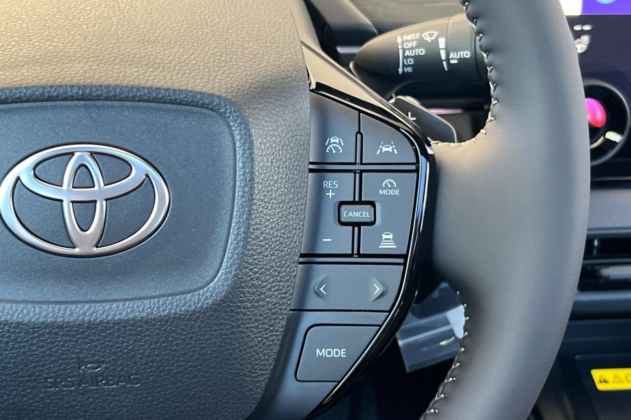 2026 Toyota C-HR XSE Roseville CA