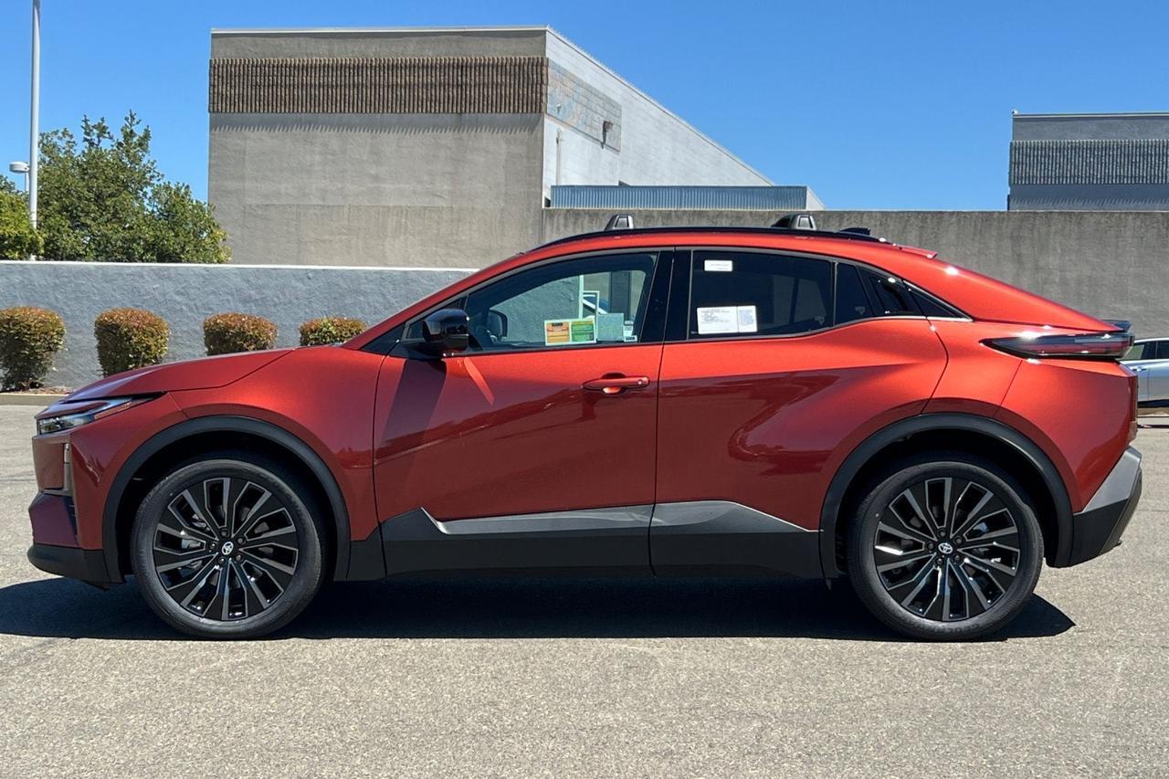 2026 Toyota C-HR XSE Roseville CA