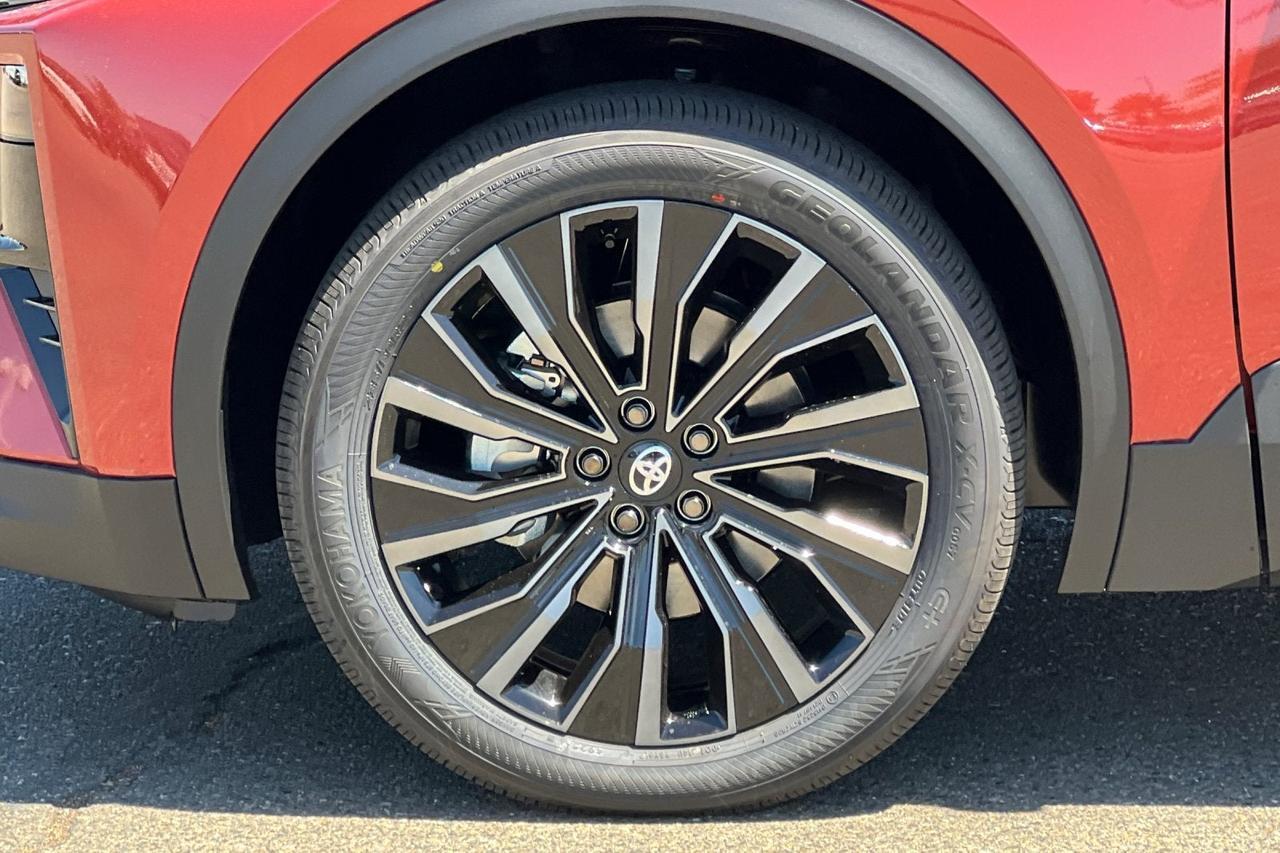 2026 Toyota C-HR XSE Roseville CA