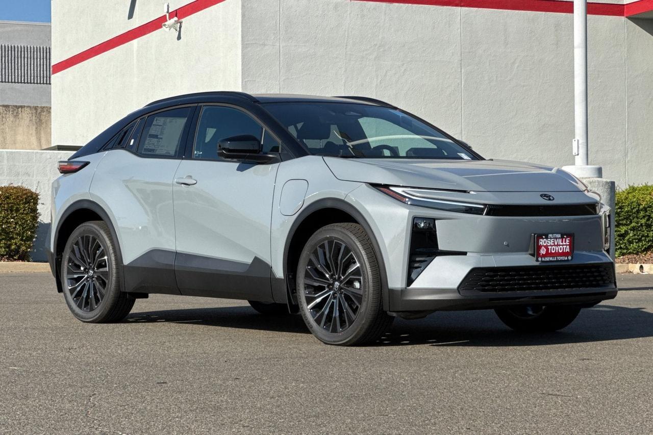 2026 Toyota C-HR XSE Roseville CA