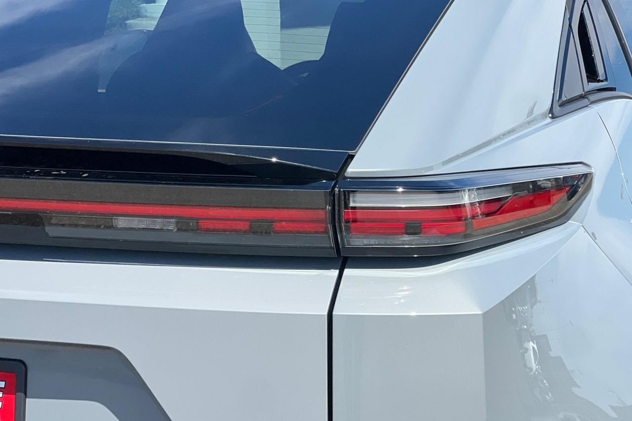 2026 Toyota C-HR XSE Roseville CA