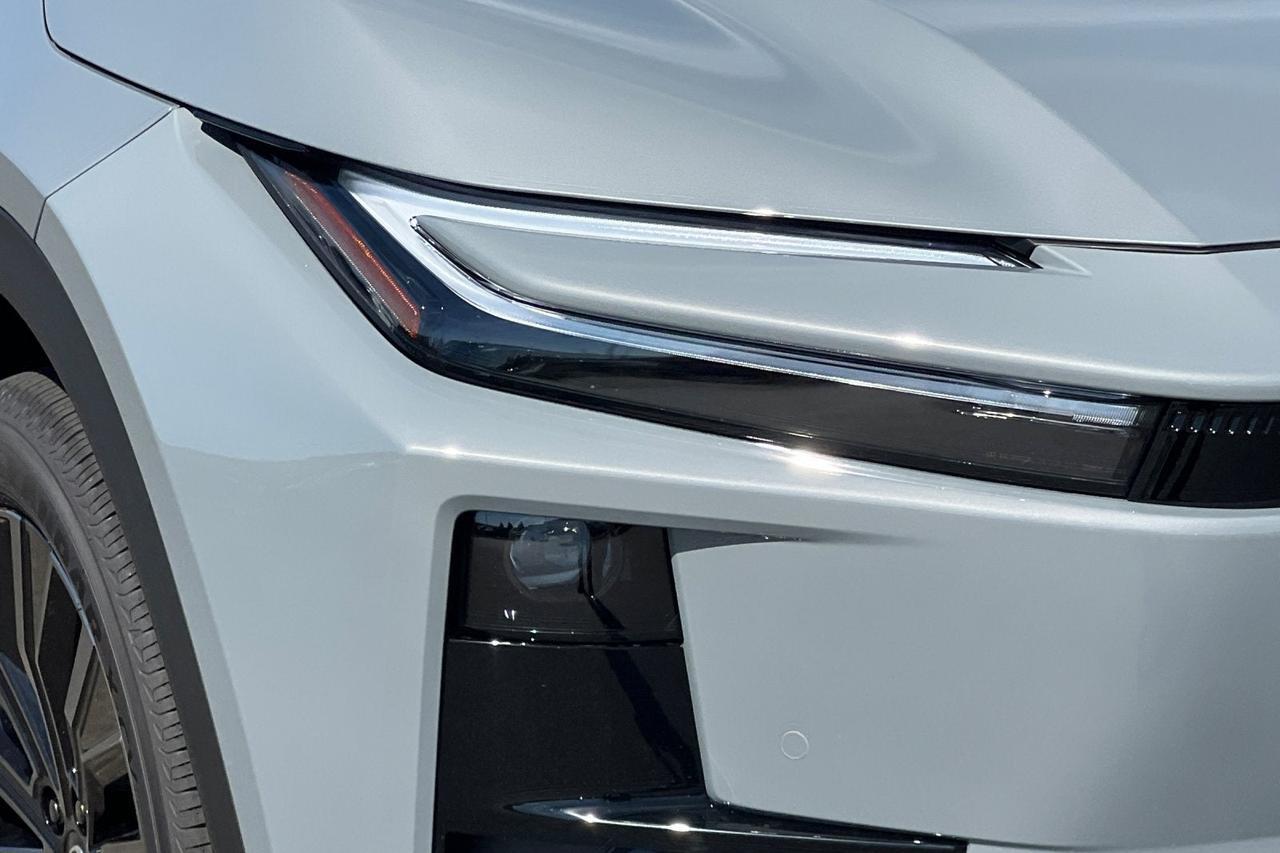 2026 Toyota C-HR XSE Roseville CA