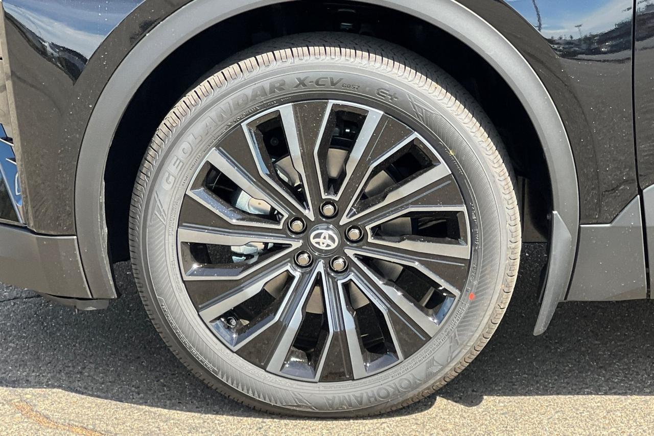 2026 Toyota C-HR XSE Roseville CA