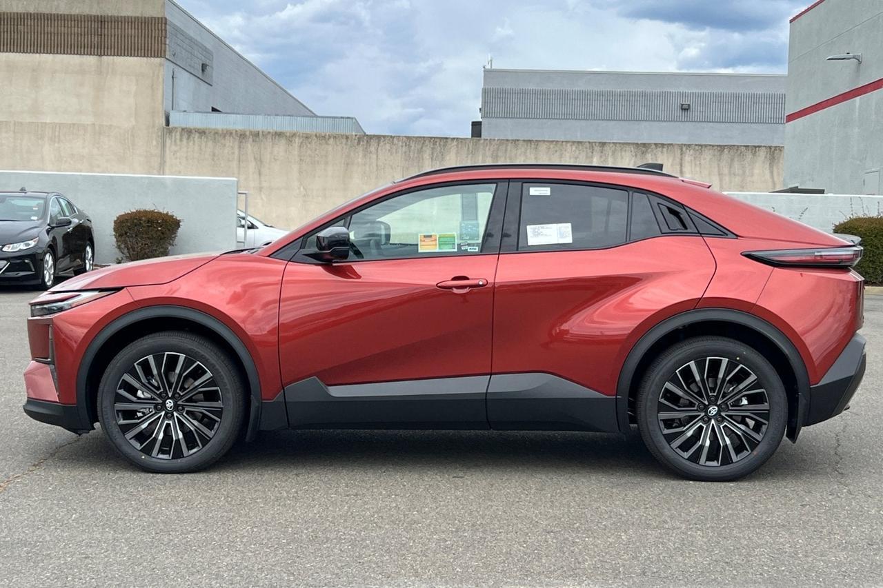 2026 Toyota C-HR XSE Roseville CA