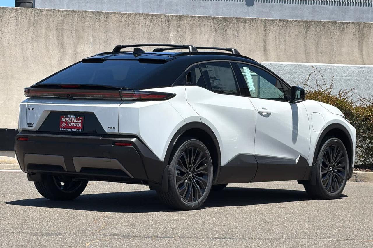 2026 Toyota C-HR XSE