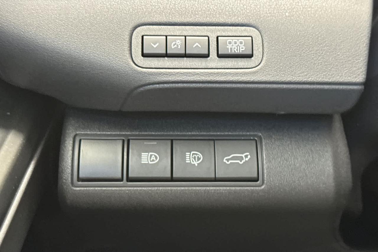 2026 Toyota C-HR XSE Roseville CA