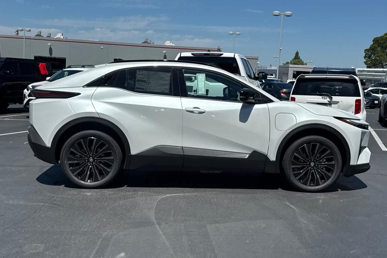 2026 Toyota C-HR XSE Roseville CA