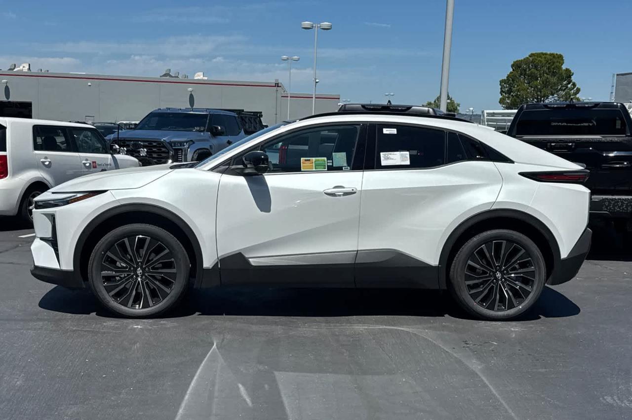 2026 Toyota C-HR XSE Roseville CA