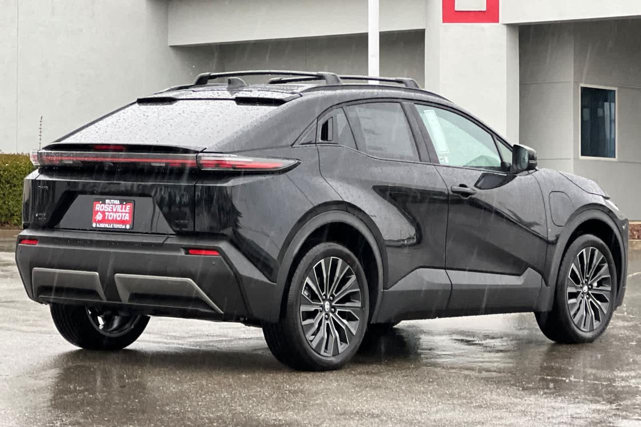 2026 Toyota C-HR XSE