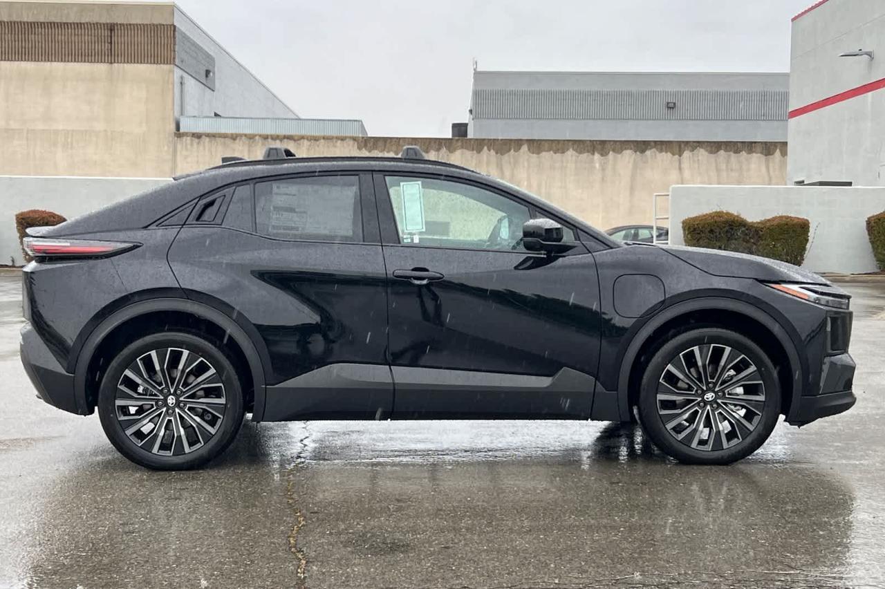 2026 Toyota C-HR XSE Roseville CA