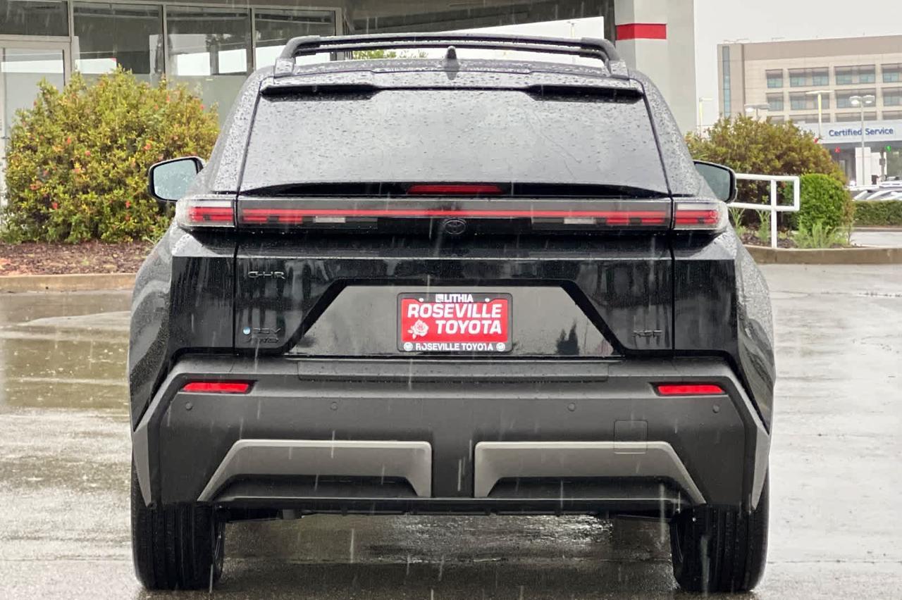 2026 Toyota C-HR XSE Roseville CA