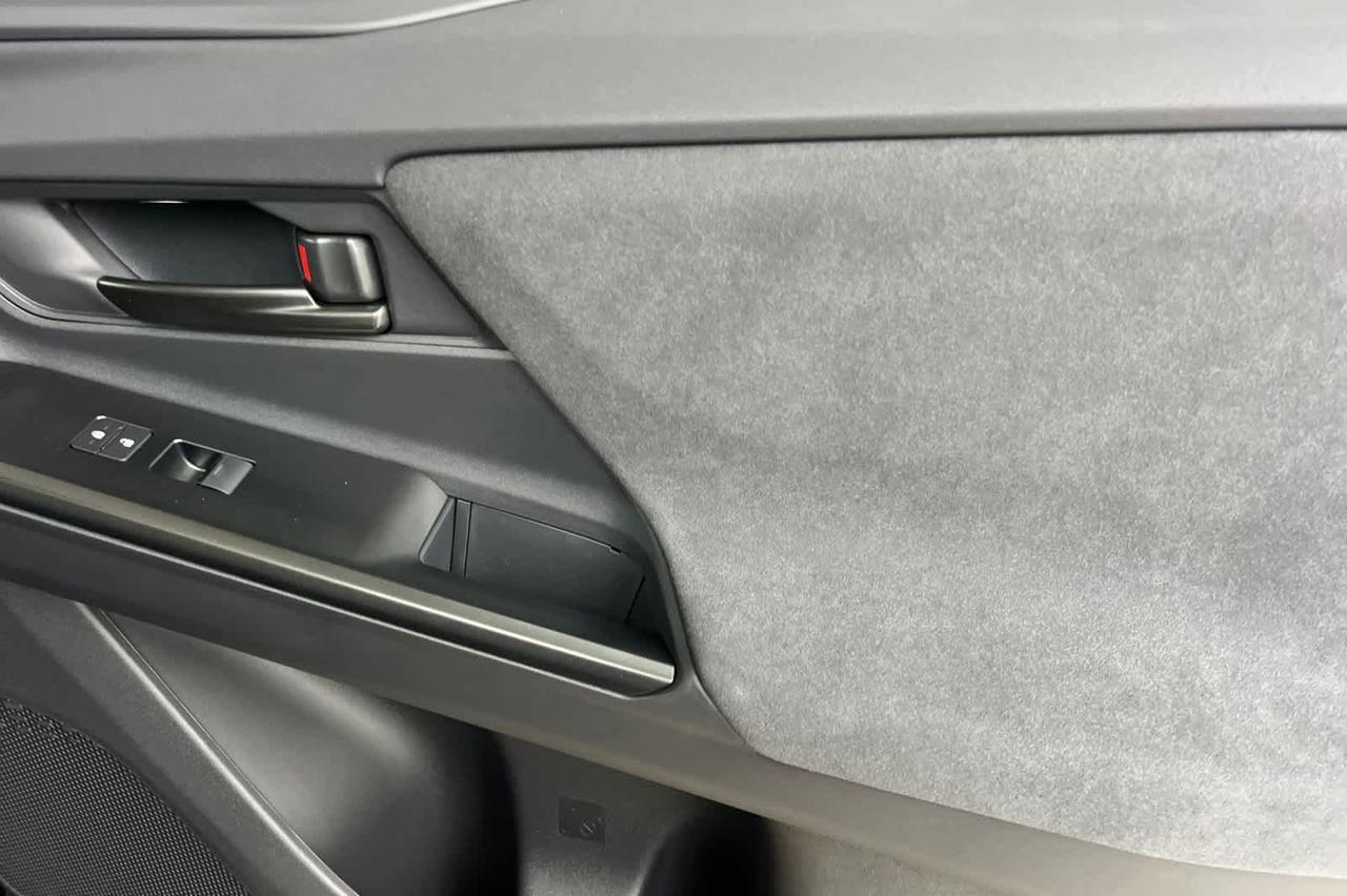 2026 Toyota C-HR XSE Roseville CA