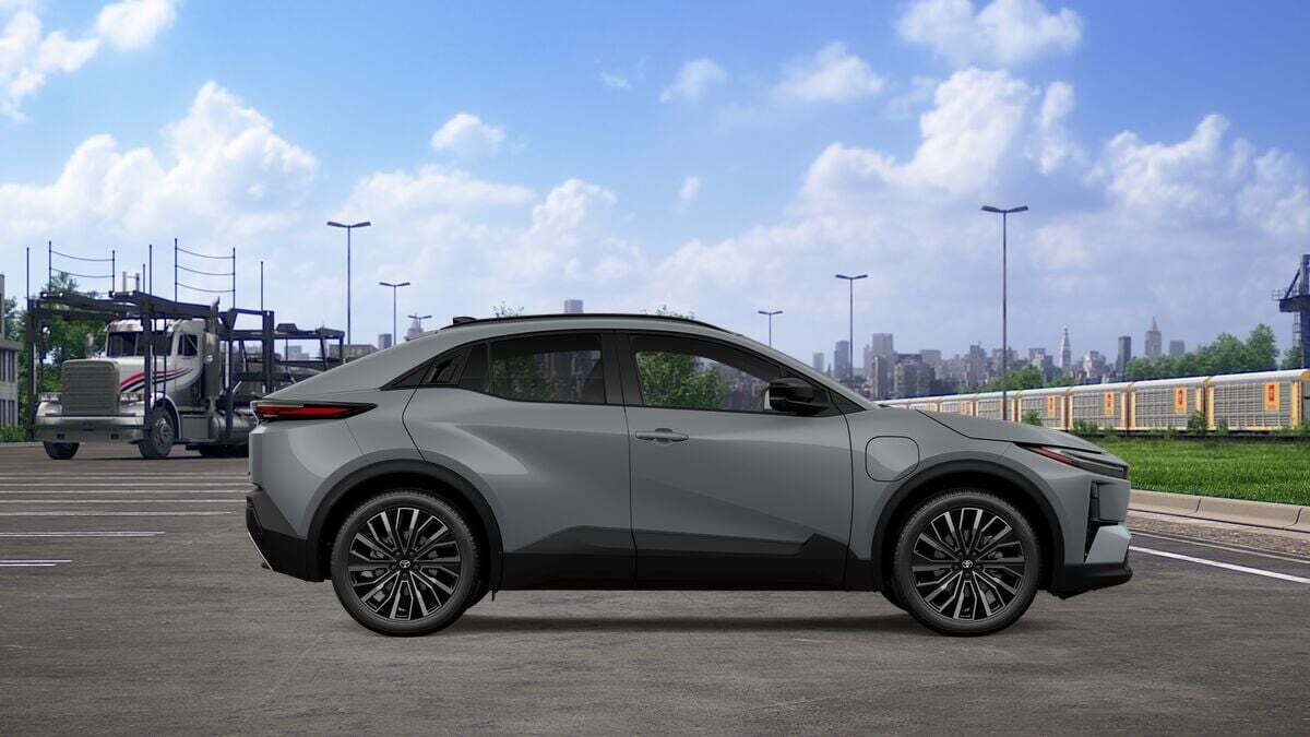 2026 Toyota C-HR XSE Laurel MD