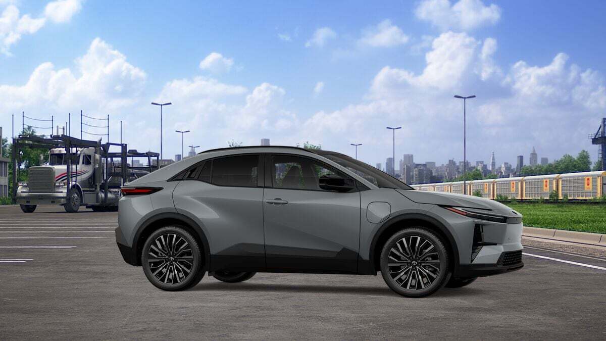 2026 Toyota C-HR XSE Laurel MD
