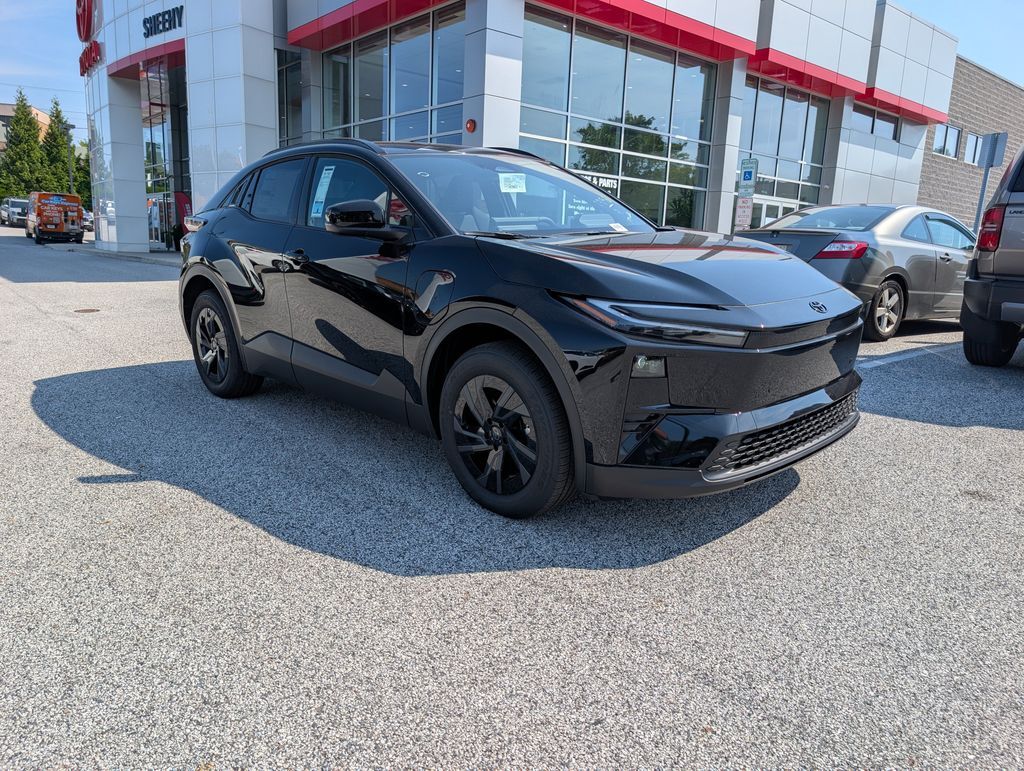 2026 Toyota C-HR XSE