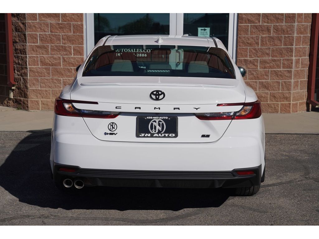 2026 Toyota Camry Hybrid SE Huntington UT