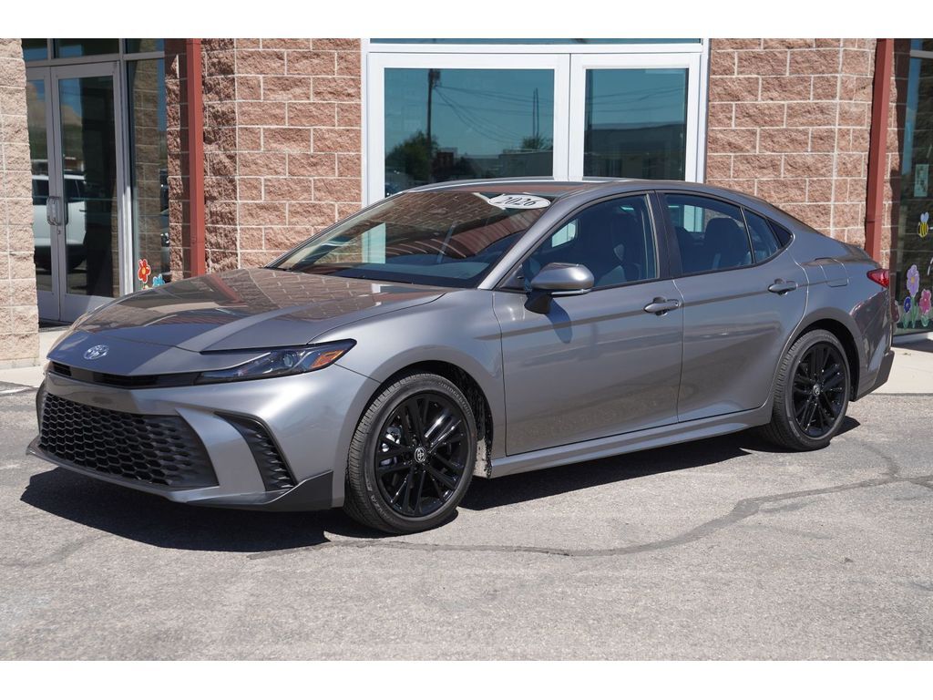 2026 Toyota Camry Hybrid SE