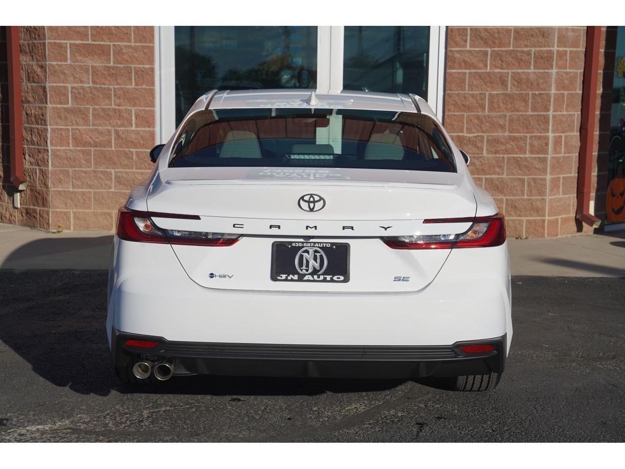 2026 Toyota Camry Hybrid SE Huntington UT