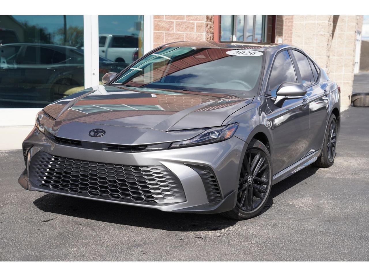2026 Toyota Camry Hybrid SE