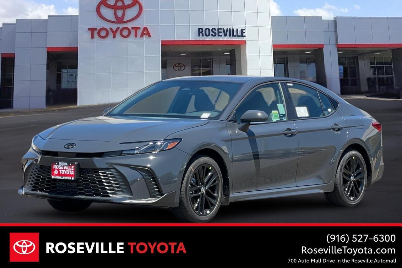 2026 Toyota Camry SE AWD