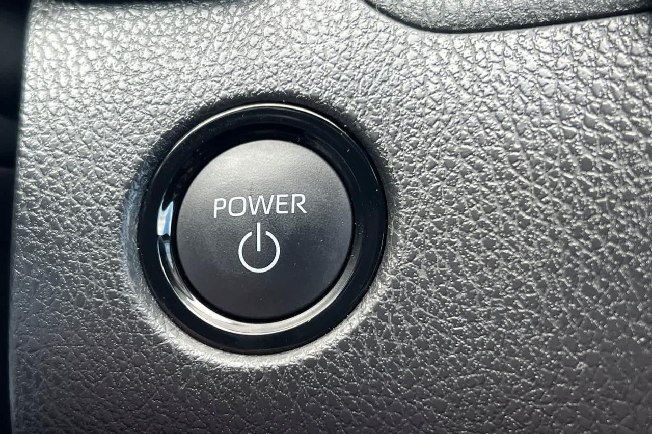 2026 Toyota Camry SE Roseville CA