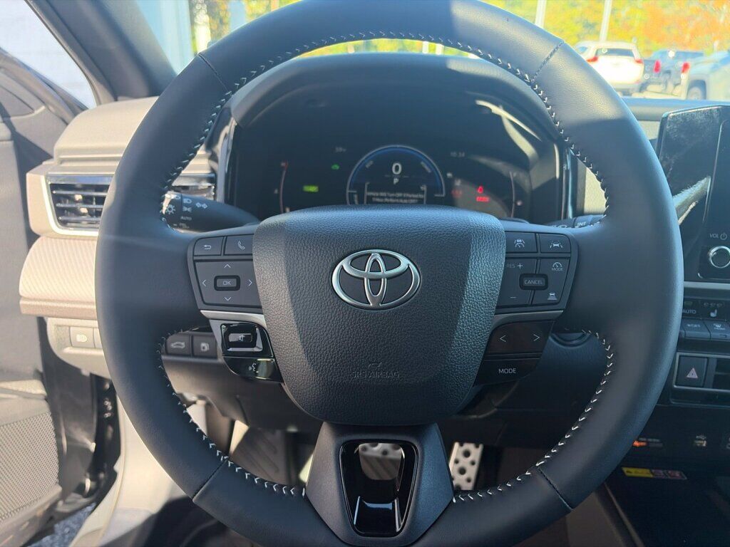 2026 Toyota Camry SE Fredericksburg VA