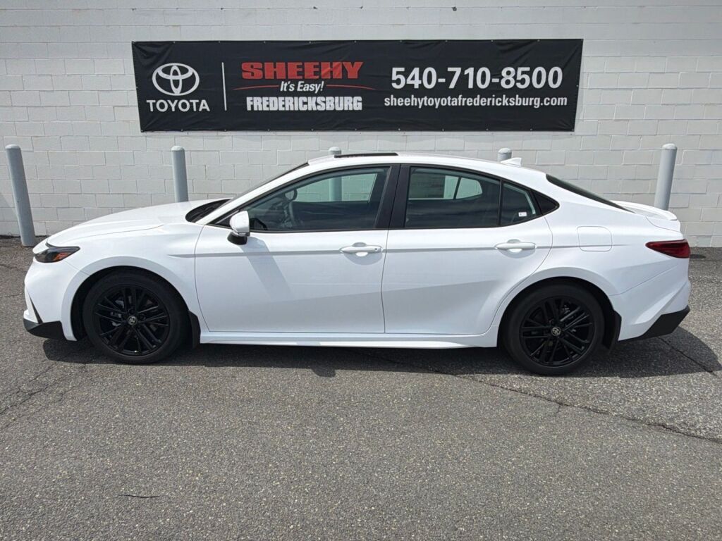 2026 Toyota Camry SE