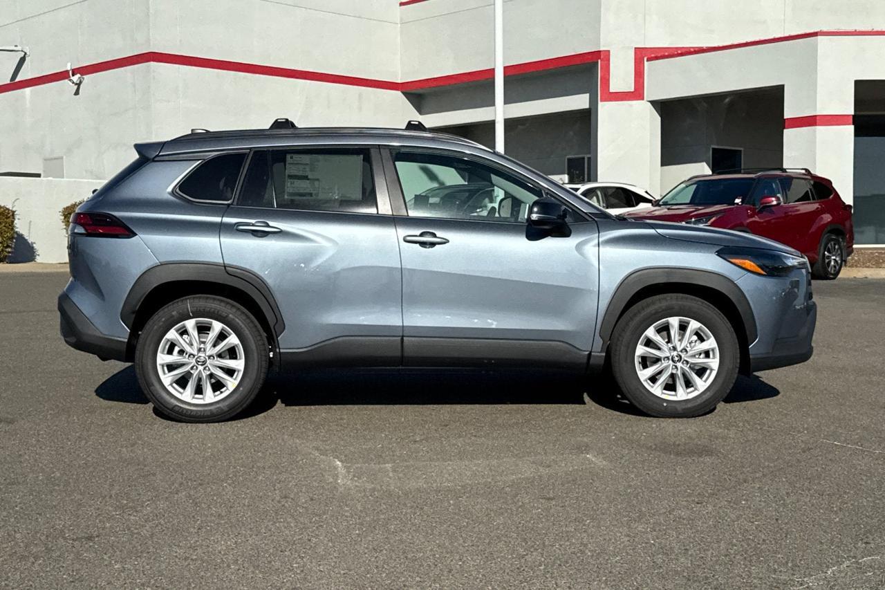 2026 Toyota Corolla Cross LE Roseville CA