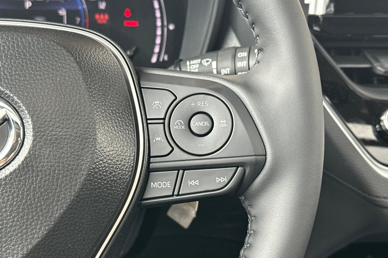 2026 Toyota Corolla Cross LE Roseville CA