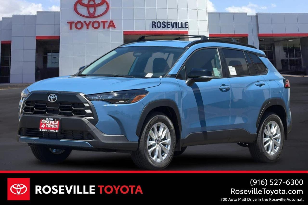 2026 Toyota Corolla Cross LE