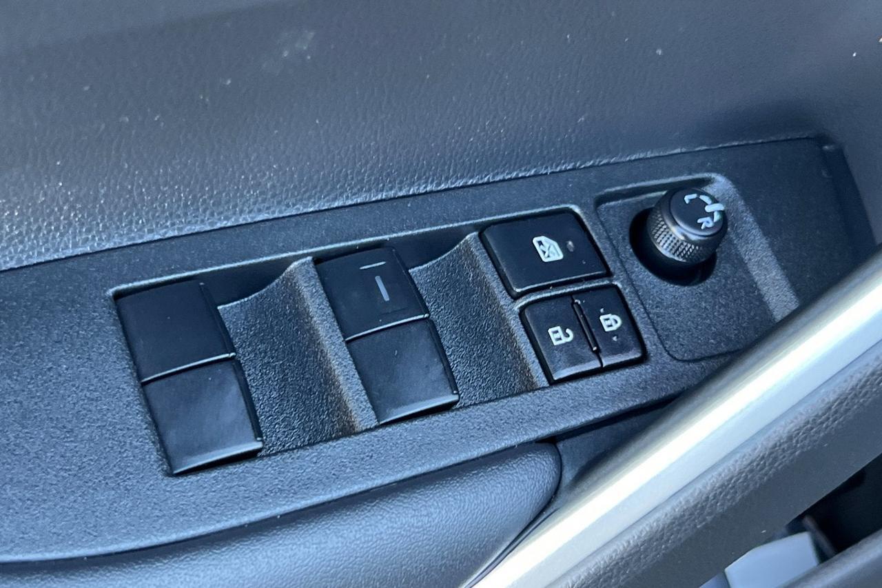2026 Toyota Corolla Cross LE Roseville CA