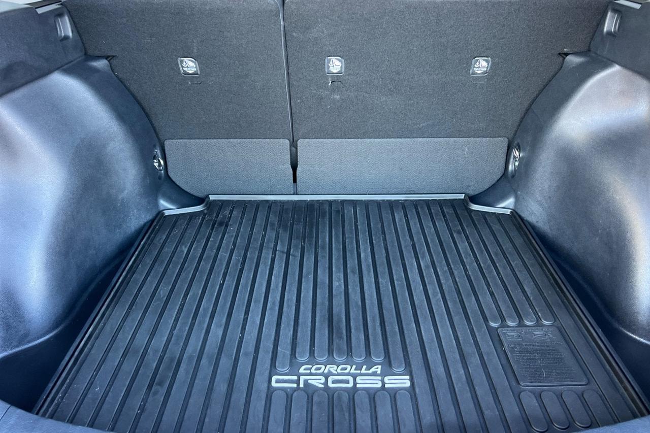 2026 Toyota Corolla Cross LE Roseville CA